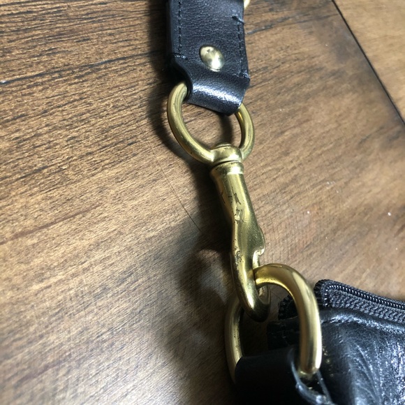 Coach across Body Leather Purse - Picture 3 of 10